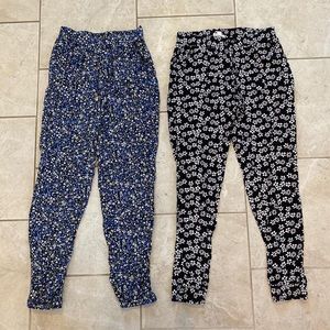 Bundle of 2 Floral High Waist Joggers XS